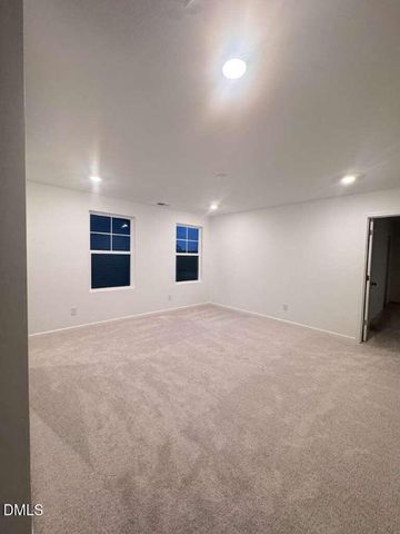 933 Glowing Star Lane, Angier, NC 27501