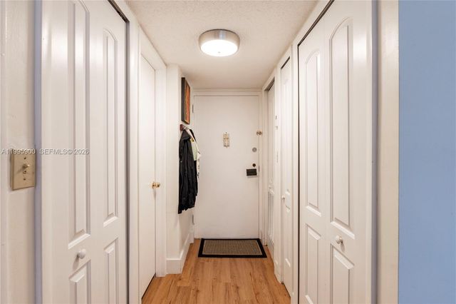 1440 Brickell Bay Dr 201, Miami, FL 33131