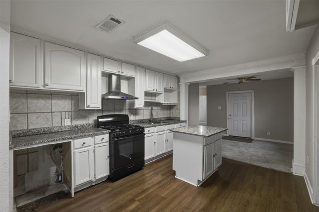 6008 Grayson Street, Fort Worth, TX 76119