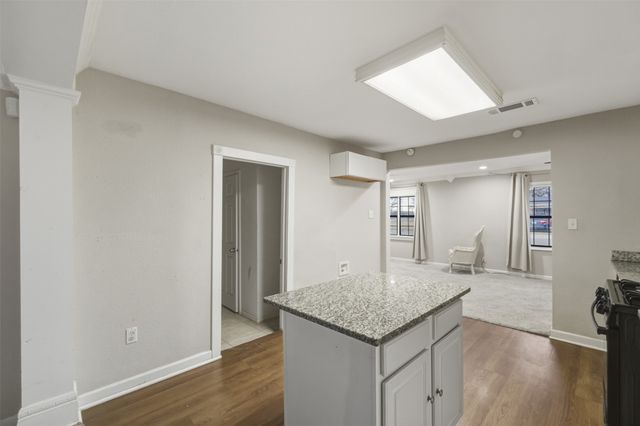 6008 Grayson Street, Fort Worth, TX 76119