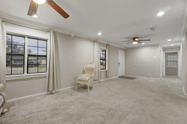 6008 Grayson Street, Fort Worth, TX 76119