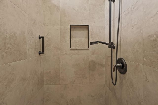 1833 LANCASHIRE DRIVE, Venice, FL 34293