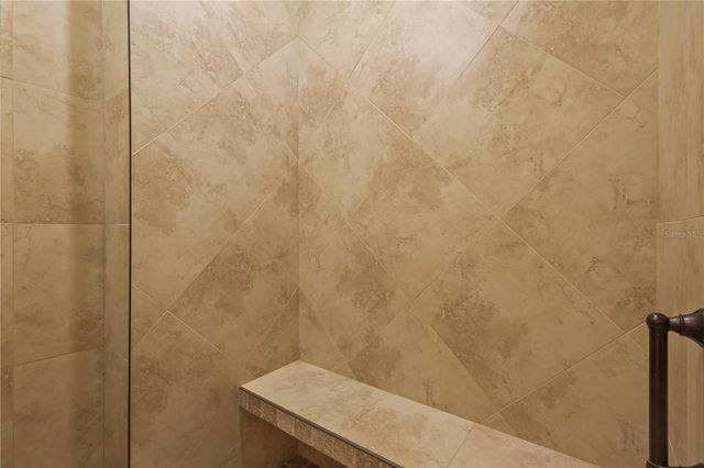 1833 LANCASHIRE DRIVE, Venice, FL 34293