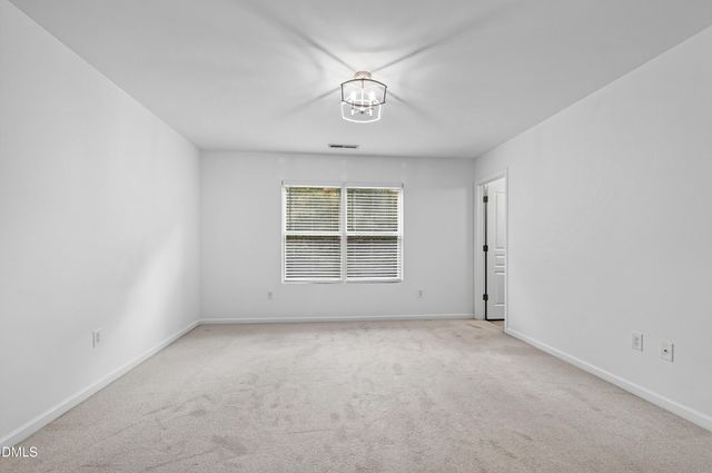 2931 Berkeley Springs Place, Raleigh, NC 27616