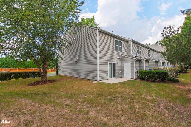 2931 Berkeley Springs Place, Raleigh, NC 27616