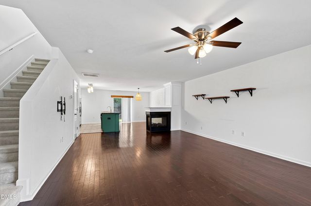 2931 Berkeley Springs Place, Raleigh, NC 27616