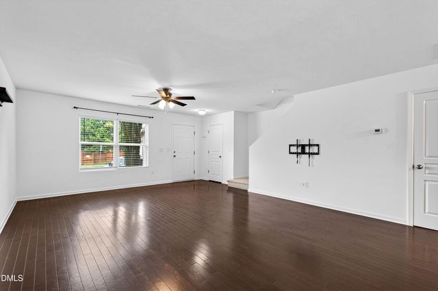 2931 Berkeley Springs Place, Raleigh, NC 27616
