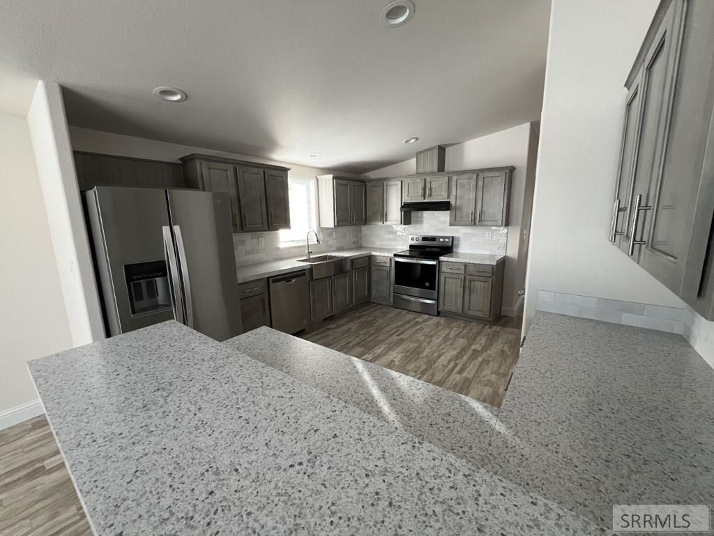 Image 2 of property listing at 997 Cottage Lane, Blackfoot, ID 83221