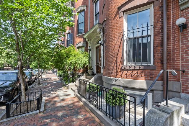 142 Chandler Street 4, Boston, MA 02116