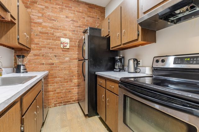 142 Chandler Street 4, Boston, MA 02116