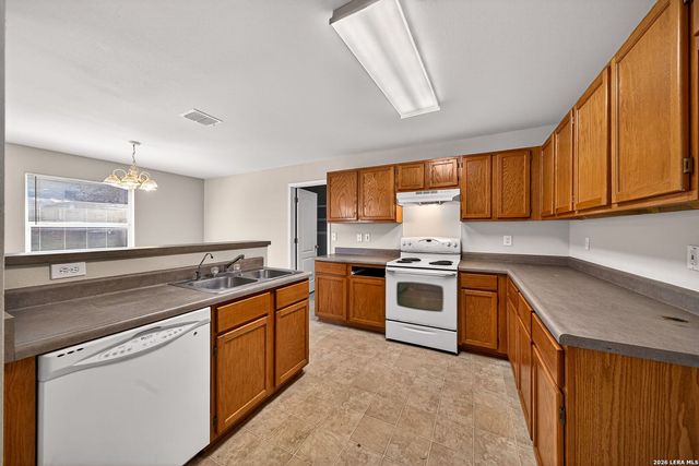 658 Granite Cliff, San Antonio, TX 78251