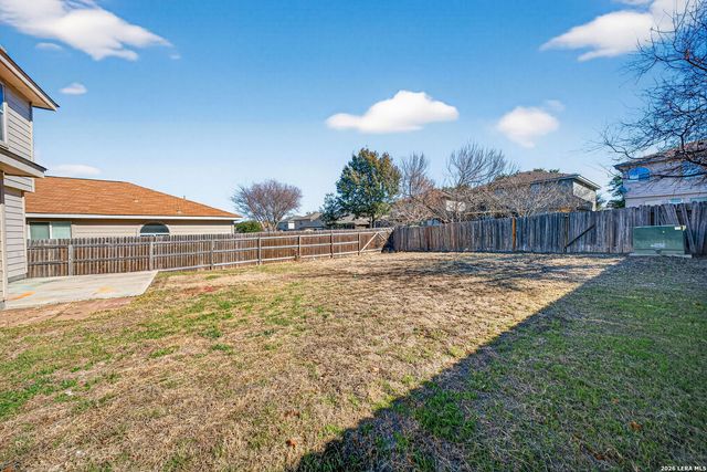 658 Granite Cliff, San Antonio, TX 78251