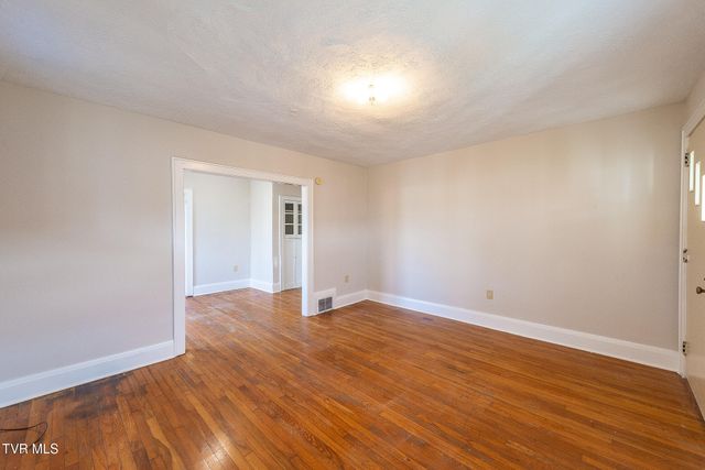 1601 Edgemont Avenue, Bristol, TN 37620