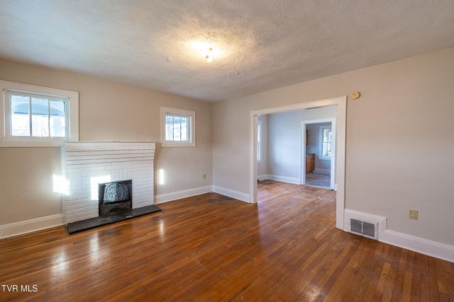 1601 Edgemont Avenue, Bristol, TN 37620