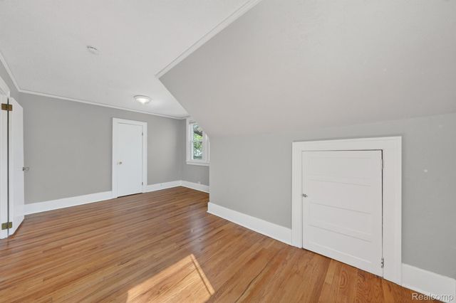 582 E Drayton Street, Ferndale, MI 48220