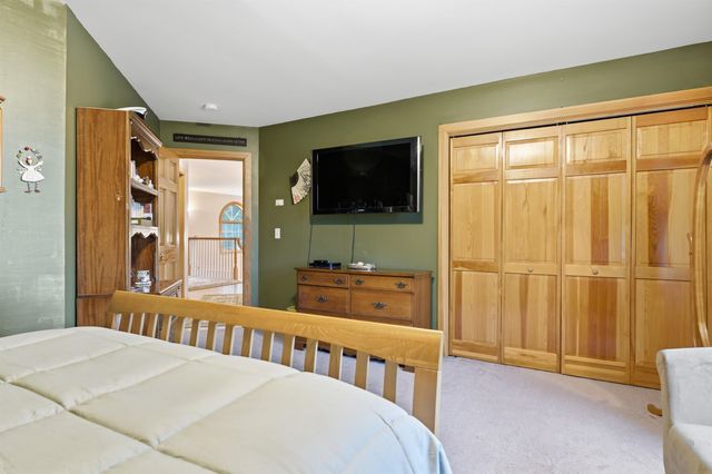 202 South Road, Deerfield, NH 03037
