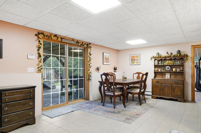 202 South Road, Deerfield, NH 03037