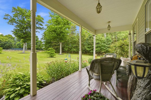 202 South Road, Deerfield, NH 03037