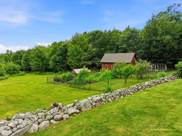 202 South Road, Deerfield, NH 03037