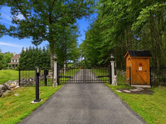 202 South Road, Deerfield, NH 03037