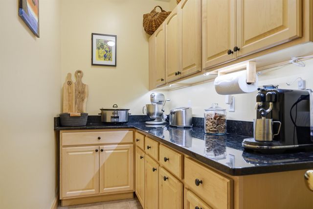 202 South Road, Deerfield, NH 03037