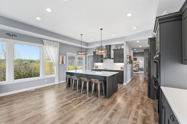 5737 Raven Point Road, Prior Lake, MN 55372