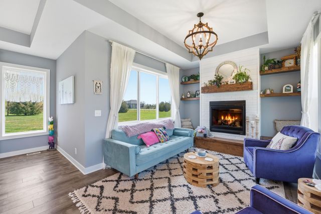 5737 Raven Point Road, Prior Lake, MN 55372
