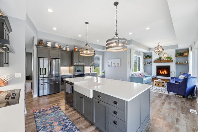 5737 Raven Point Road, Prior Lake, MN 55372