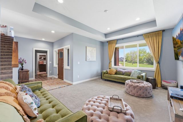 5737 Raven Point Road, Prior Lake, MN 55372