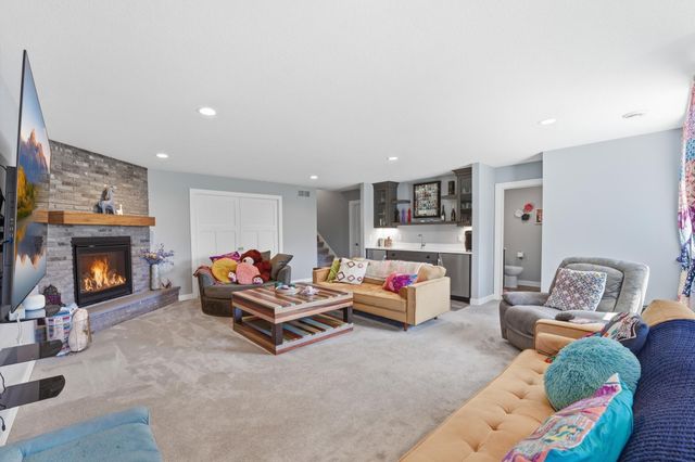 5737 Raven Point Road, Prior Lake, MN 55372