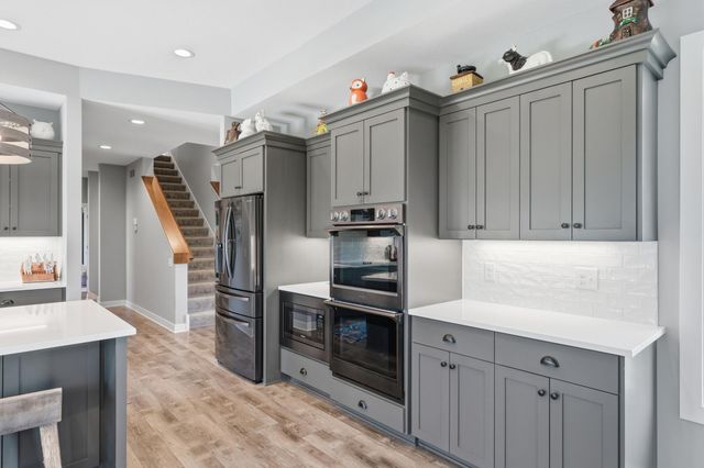 5737 Raven Point Road, Prior Lake, MN 55372
