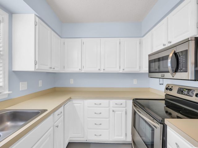 4325 Princeton Dr., Little River, SC 29566