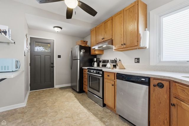 3236 Park Avenue, Brookfield, IL 60513