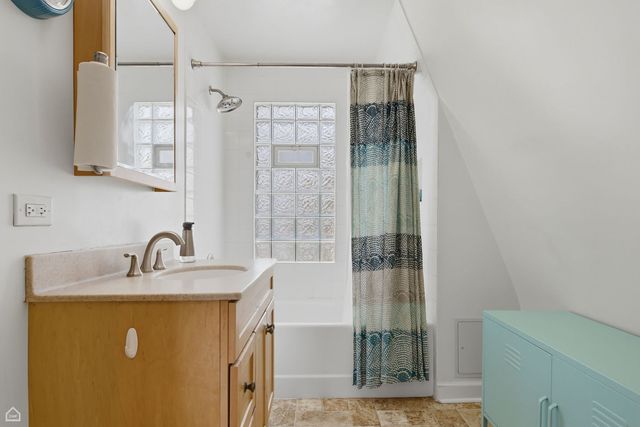 3236 Park Avenue, Brookfield, IL 60513