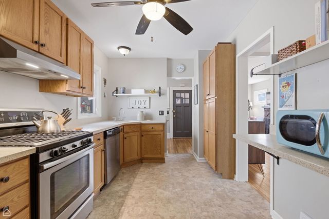 3236 Park Avenue, Brookfield, IL 60513