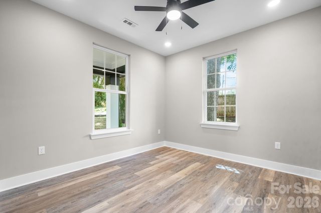 111 N Clay Street, Lowell, NC 28098