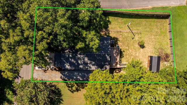 111 N Clay Street, Lowell, NC 28098