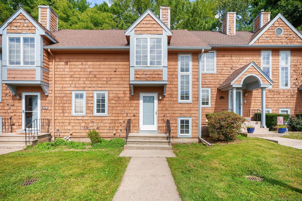 16 Pamela Court 16, East Windsor, CT 06016