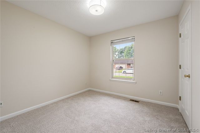 421 Reba Jackson Drive, Jeffersonville, IN 47130