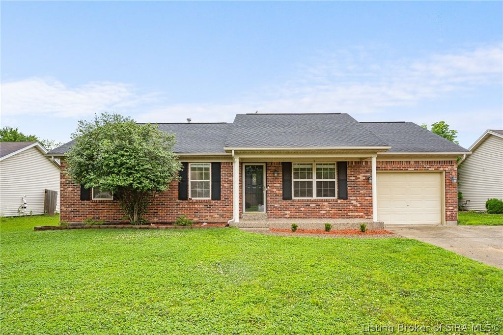421 Reba Jackson Drive, Jeffersonville, IN 47130
