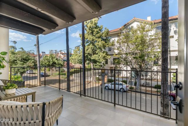 139 S Oak Knoll Avenue 402, Pasadena, CA 91101
