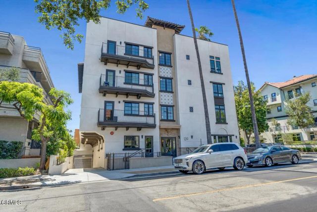 139 S Oak Knoll Avenue 402, Pasadena, CA 91101