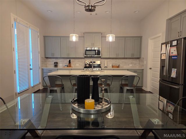 9348 Crescent Lodge Circle, Pike Road, AL 36064