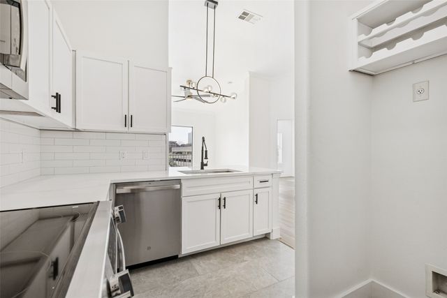 330 Las Colinas Boulevard E 434, Irving, TX 75039