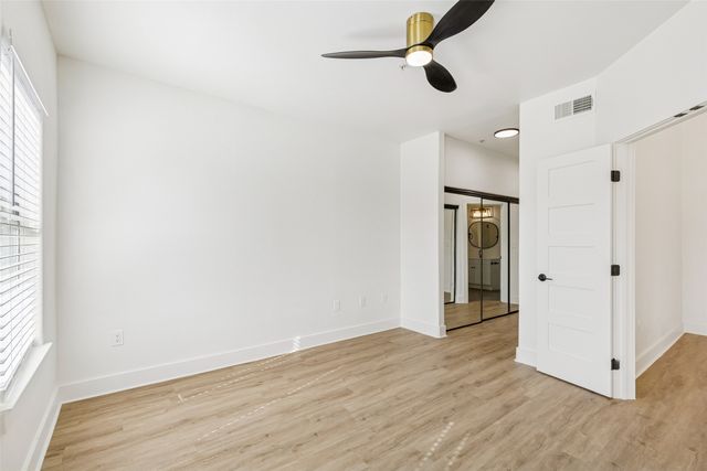 330 Las Colinas Boulevard E 434, Irving, TX 75039