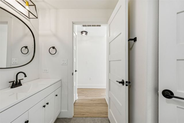 330 Las Colinas Boulevard E 434, Irving, TX 75039