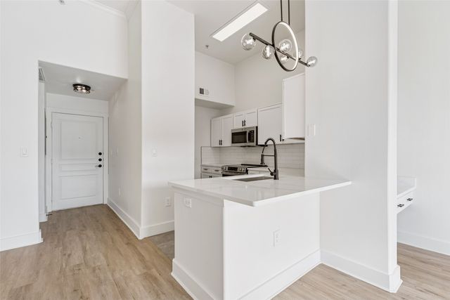 330 Las Colinas Boulevard E 434, Irving, TX 75039