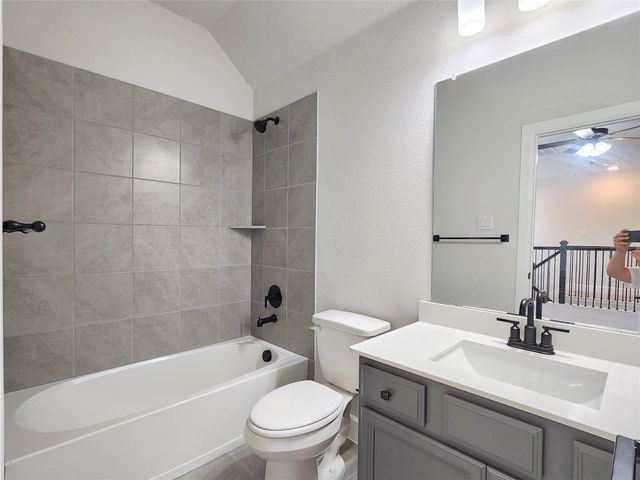 1232 Western Yarrow Avenue, Justin, TX 76247