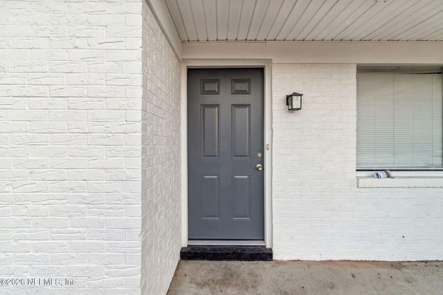 8234 FROST Street S, Jacksonville, FL 32221