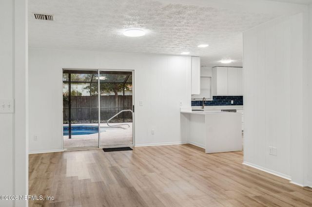 8234 FROST Street S, Jacksonville, FL 32221